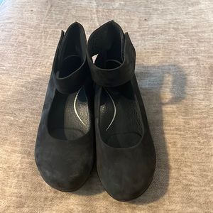 Dansko maryjane style shoe